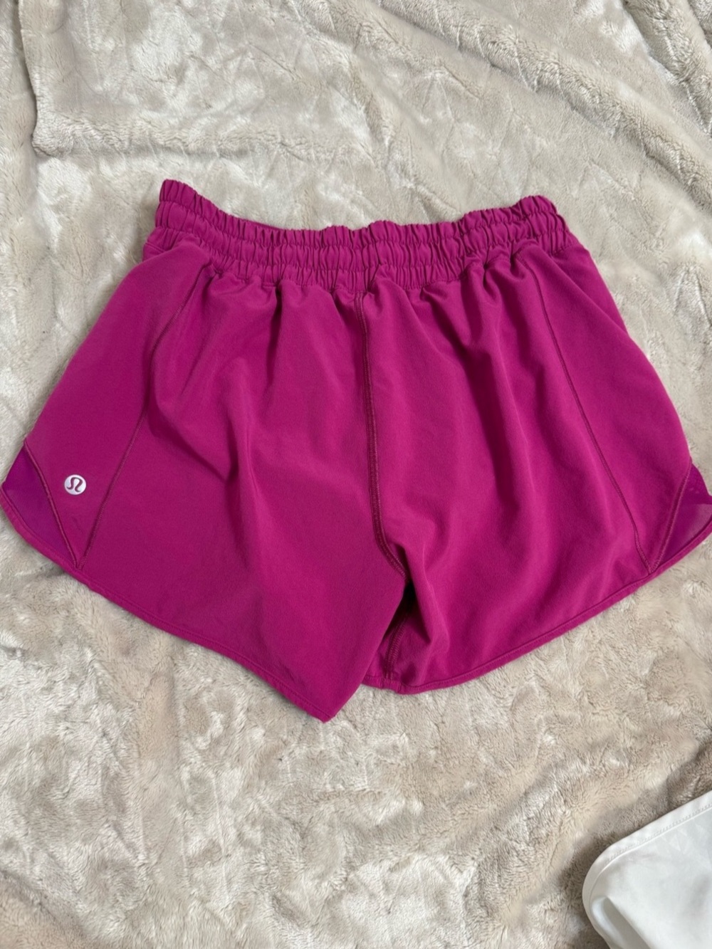 lululemon Hotty Hot High-Rise Lined Short 4" Pink Size 6